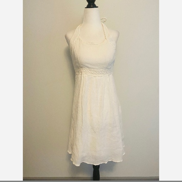 Anthropologie Dresses & Skirts - Anthropologie Maeve White halter Dress Linen boho